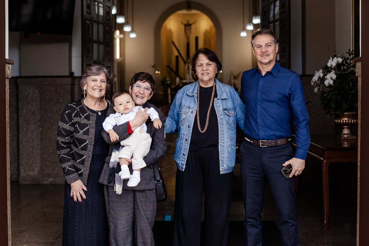 fotografias do batizado do mathias na paróquia nossa senhora de fátima na vila leopoldina zona oeste de são paulo sp