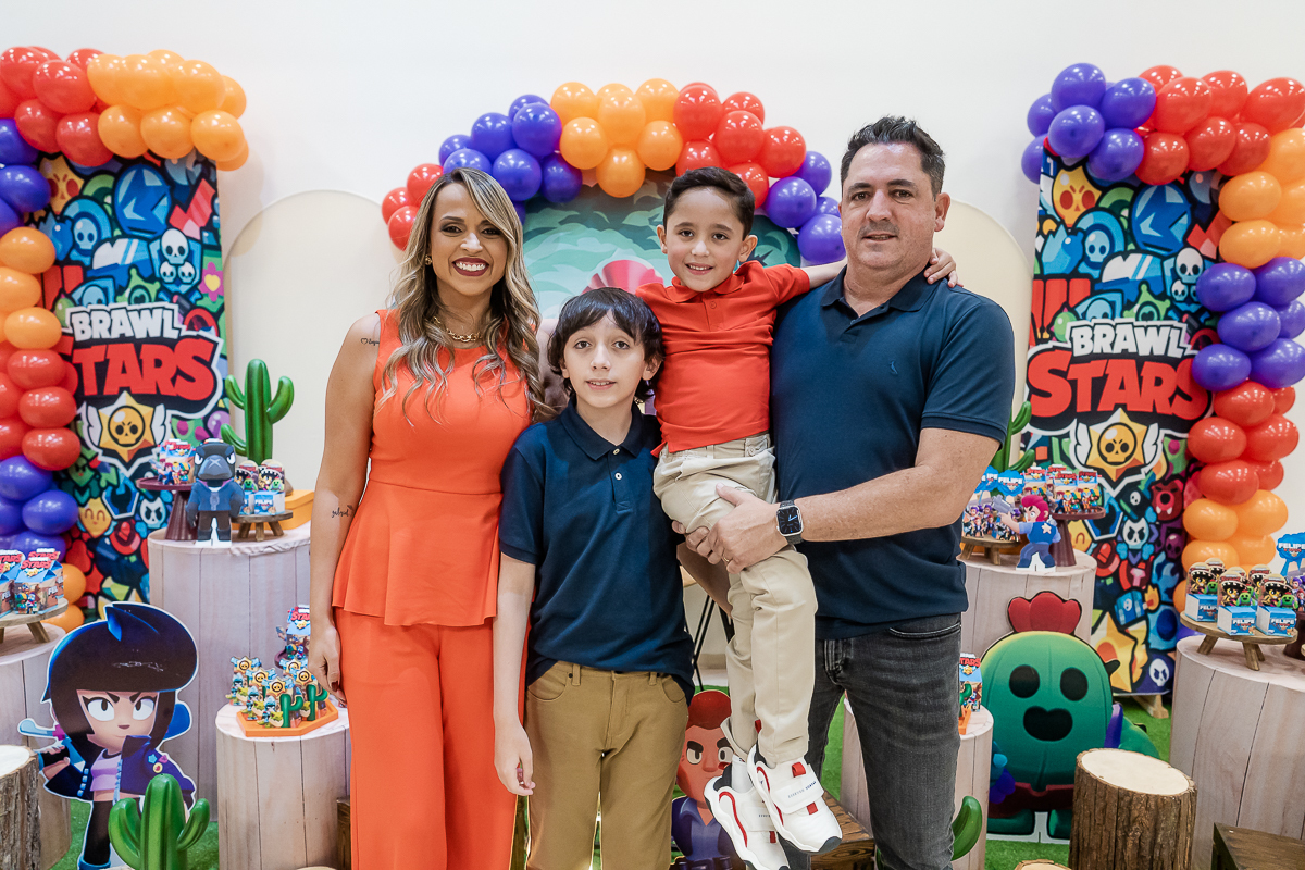 fotografias do aniversário de 6 anos do felipe com o tema brawn stars no buffet espaço folia no tatuapé zona leste de sao paulo sp