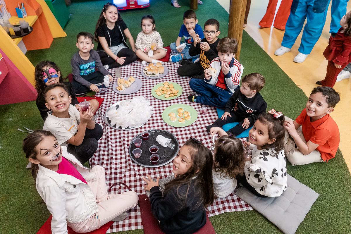fotografias do aniversário de 6 anos do felipe com o tema brawn stars no buffet espaço folia no tatuapé zona leste de sao paulo sp