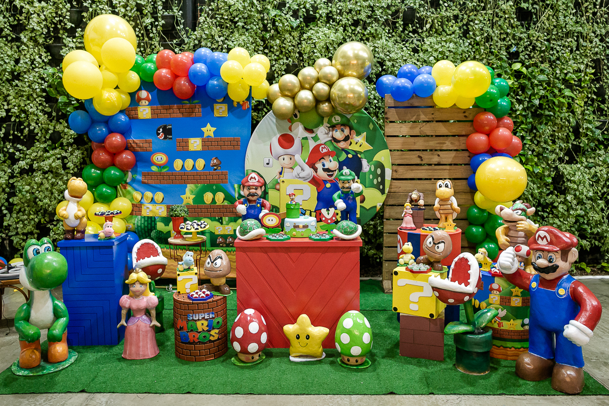 fotografias do aniversário de 8 anos do Frederico com o Tema Mario Bross no buffet Espaço Lá vem o Sol na Vila Olímpia zona sul de São Paulo SP