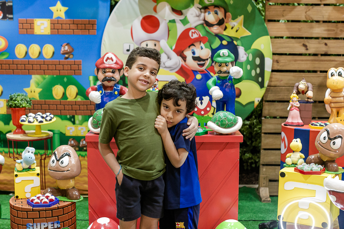 fotografias do aniversário de 8 anos do Frederico com o Tema Mario Bross no buffet Espaço Lá vem o Sol na Vila Olímpia zona sul de São Paulo SP
