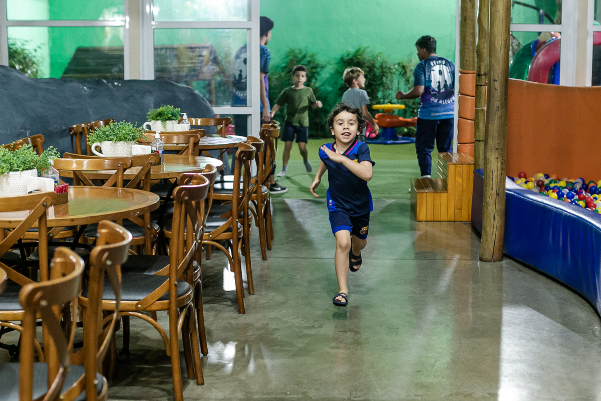 fotografias do aniversário de 8 anos do Frederico com o Tema Mario Bross no buffet Espaço Lá vem o Sol na Vila Olímpia zona sul de São Paulo SP
