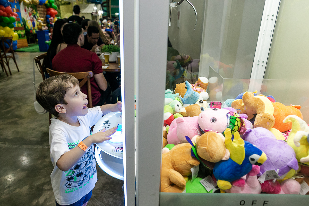 fotografias do aniversário de 8 anos do Frederico com o Tema Mario Bross no buffet Espaço Lá vem o Sol na Vila Olímpia zona sul de São Paulo SP