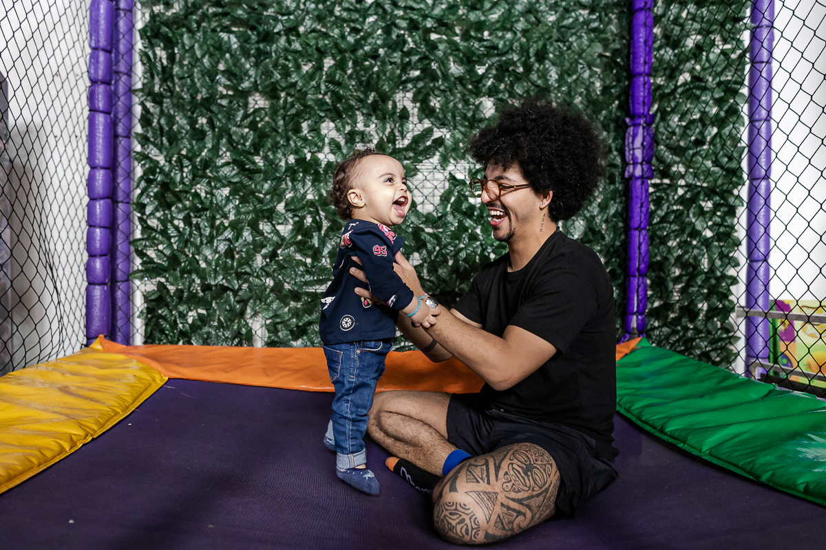 fotografias do aniversário de 4 anos da agatha com o tema carros no buffet caixinha de surpresa no campo belo zona sul de sao paulo sp