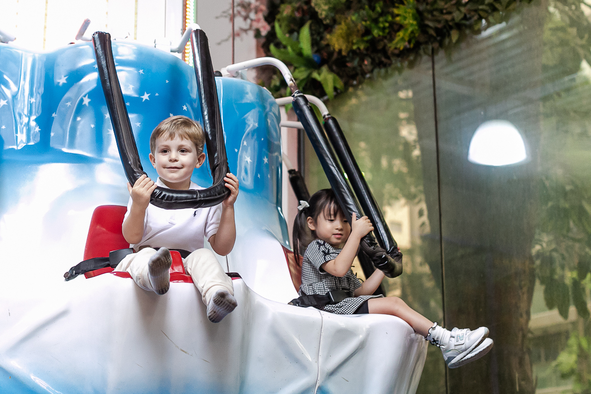 fotografias do aniversário de 4 anos da agatha com o tema carros no buffet caixinha de surpresa no campo belo zona sul de sao paulo sp