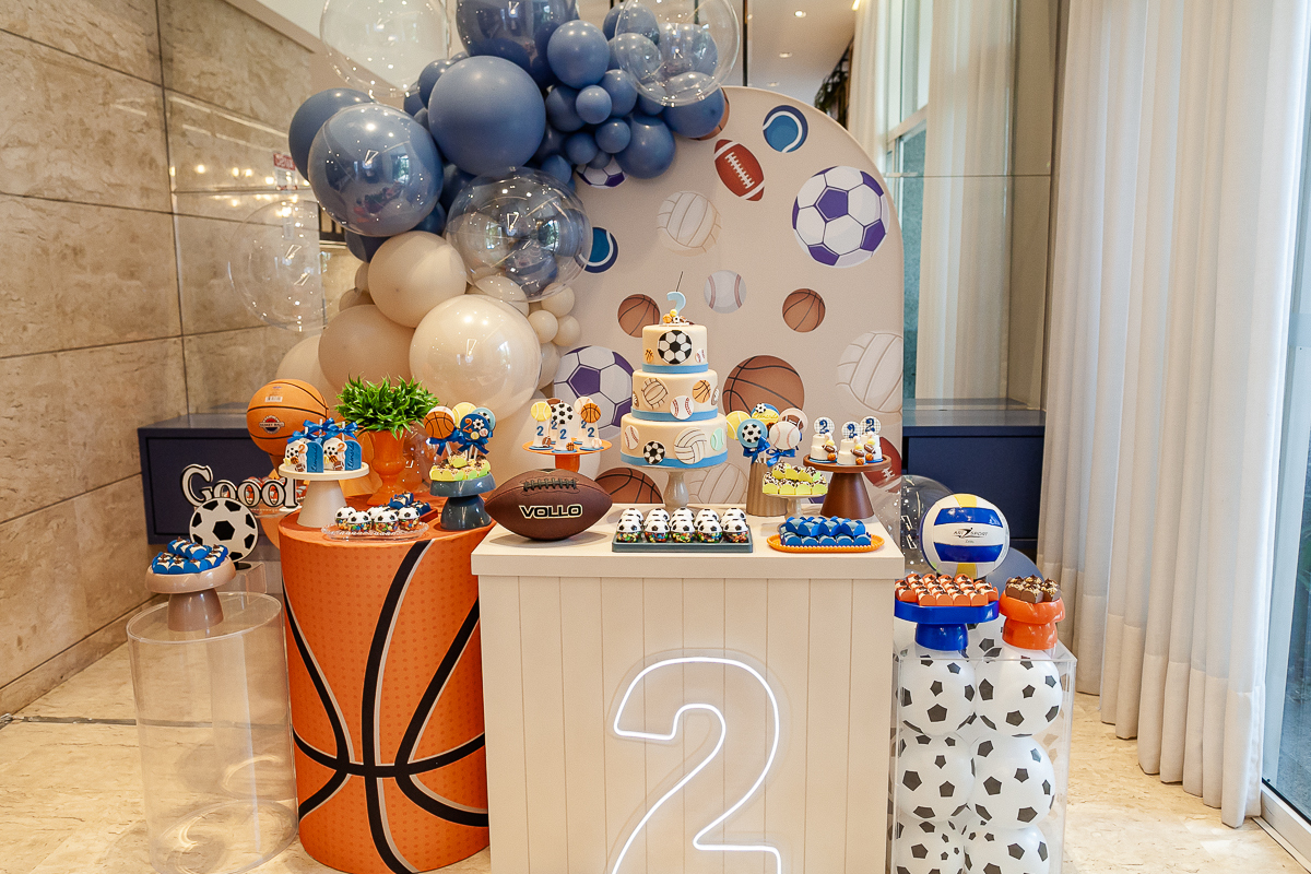 fotografias do aniversário de 2 anos do leonardo no salão de festas do prédio em moema zona sul de sao paulo sp