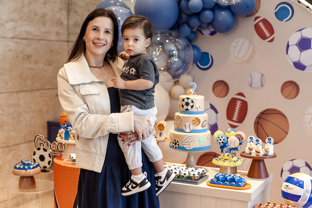 fotografias do aniversário de 2 anos do leonardo no salão de festas do prédio em moema zona sul de sao paulo sp