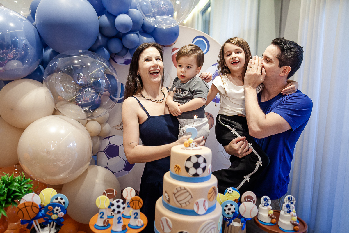 fotografias do aniversário de 2 anos do leonardo no salão de festas do prédio em moema zona sul de sao paulo sp