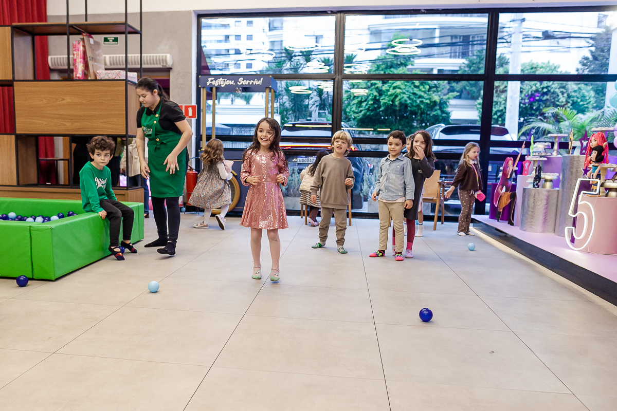 fotografias do aniversário de 5 anos da sophia e da liz no buffet reserva moema na zona sul de sao paulo sp