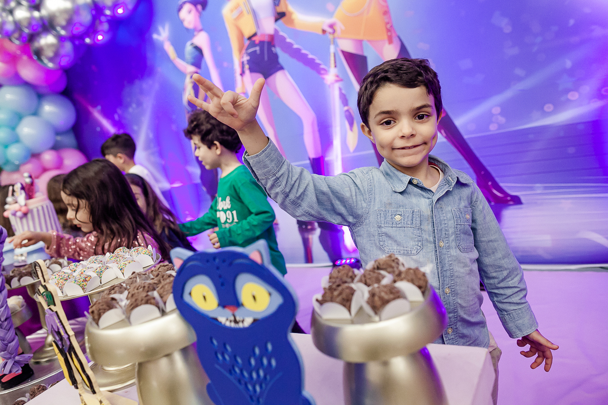 fotografias do aniversário de 5 anos da sophia e da liz no buffet reserva moema na zona sul de sao paulo sp