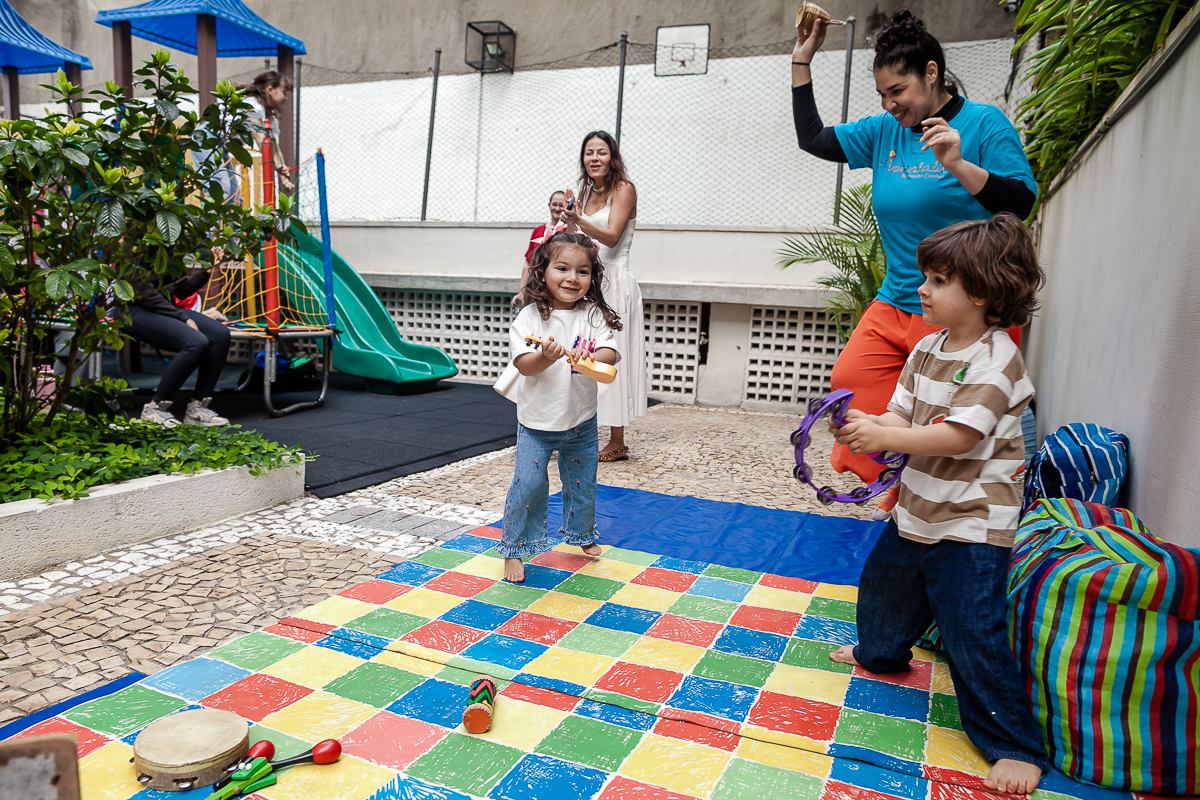 fotografias do aniversário de 3 anos da Maria Helena no salão de festas do prédio em perdizes zona oeste de são paulo sp