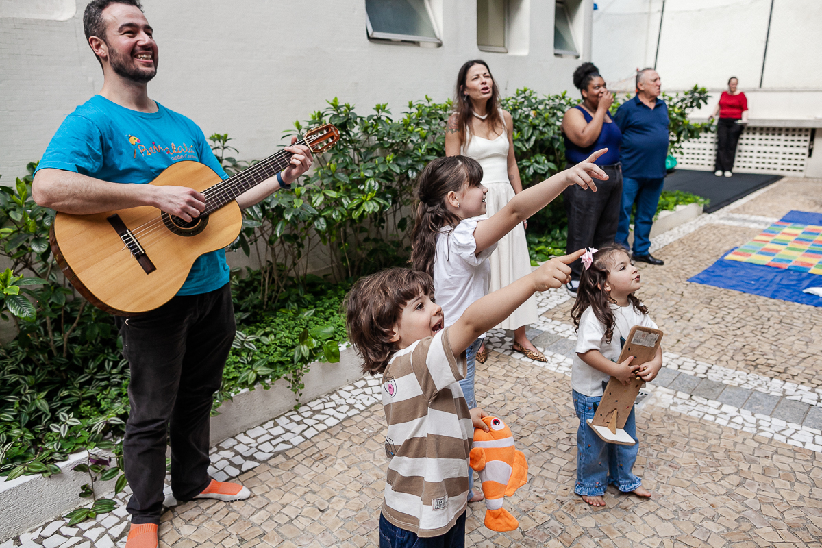 fotografias do aniversário de 3 anos da Maria Helena no salão de festas do prédio em perdizes zona oeste de são paulo sp