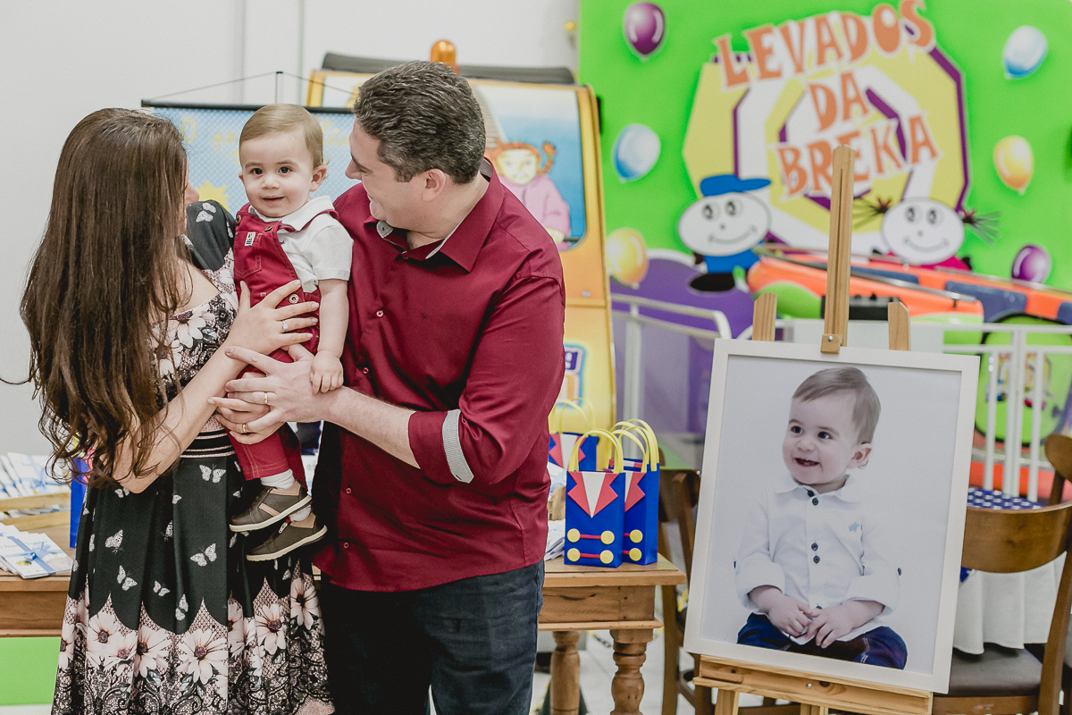 retrato em familia no buffet levados da breka