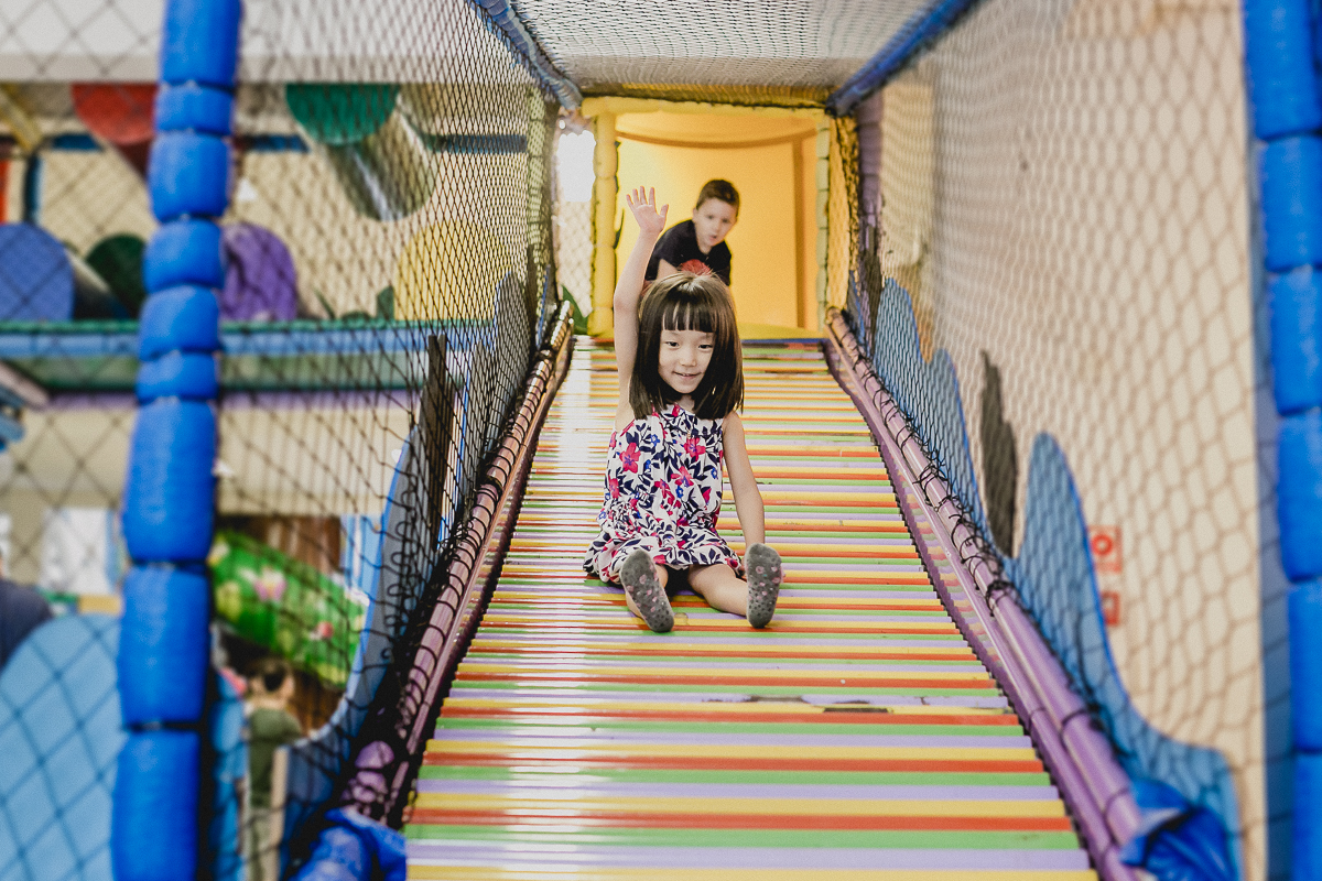 descendo o escorregador