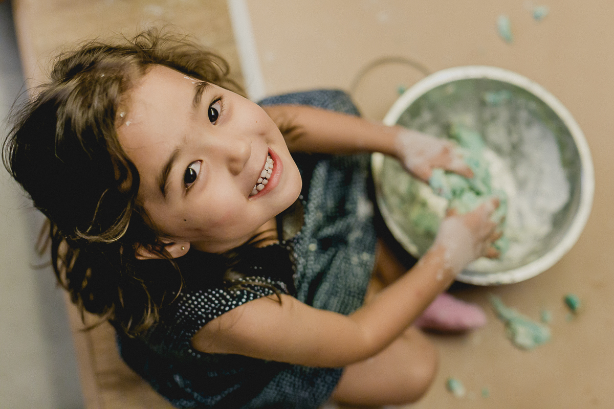 bibi fazendo massinha caseira