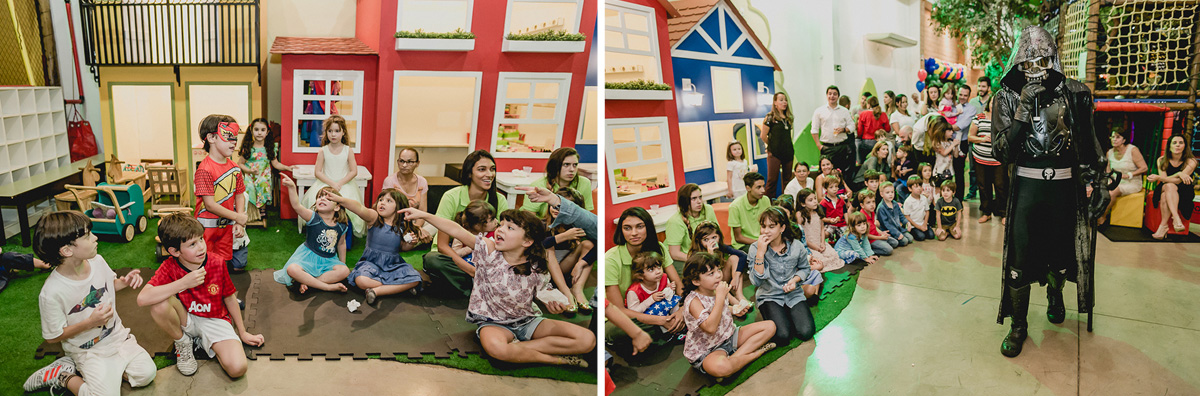 se divertindo no show de teatro do show da liga