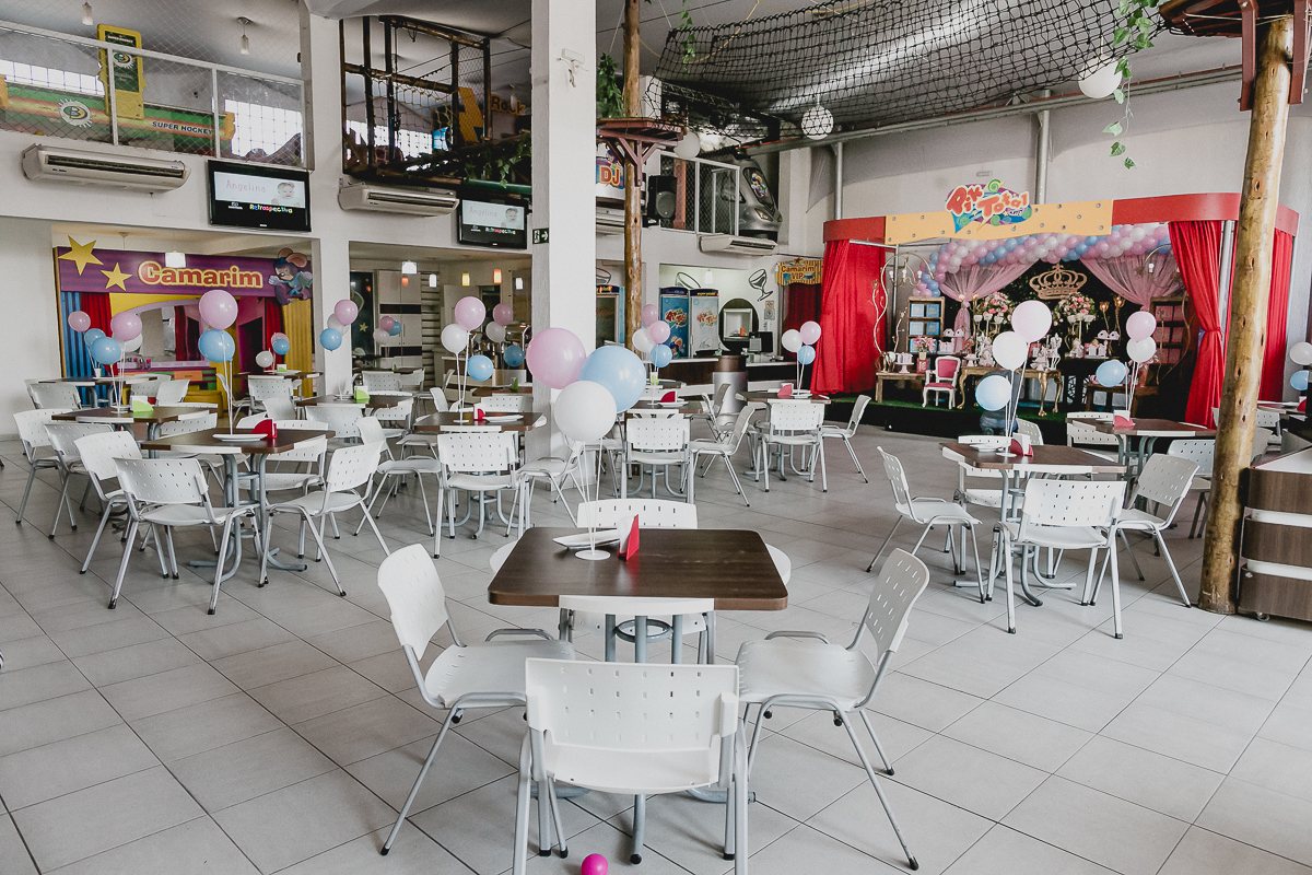 interior e atraçoes do buffet pik total em guarulhos