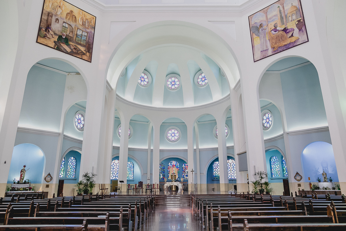 interior da paroquia santa isabel rainha localizada no bairro do carrao zona leste sp