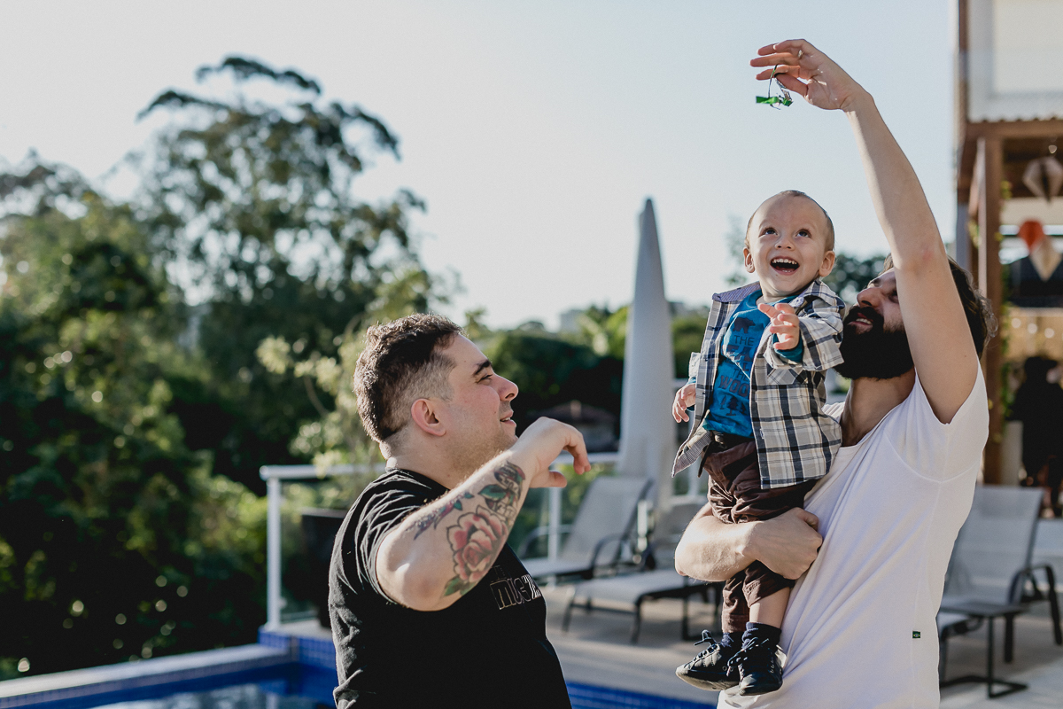 brincando com o papai e padrinho no Residencial Euroville - Carapicuiba - SP