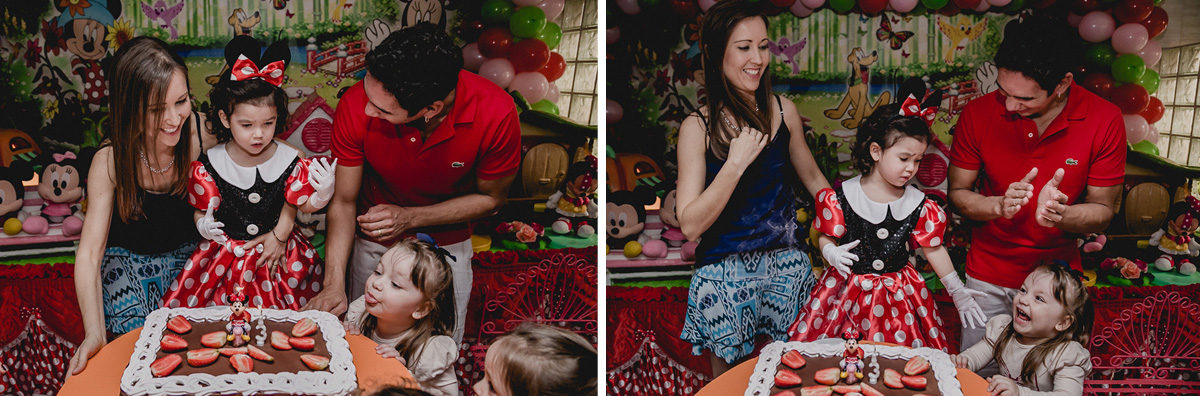 amiguinha soprando a vela na hora do parabens