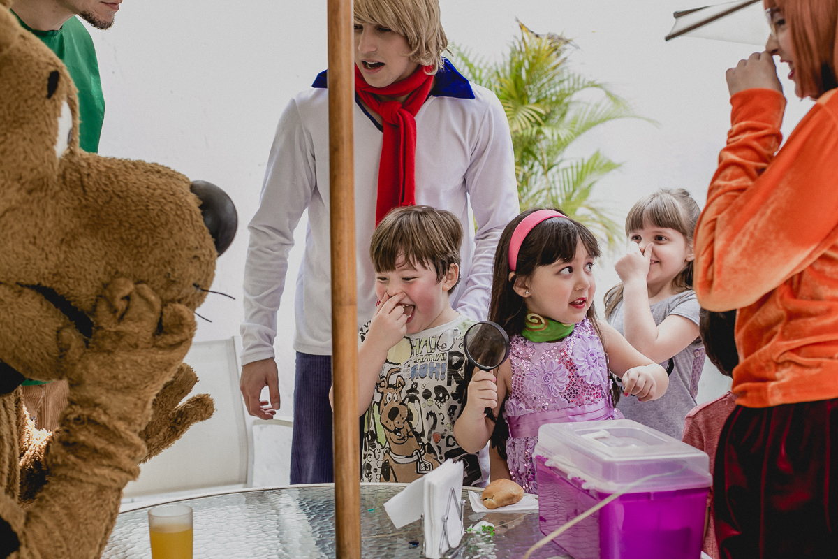 brincando com os amigos