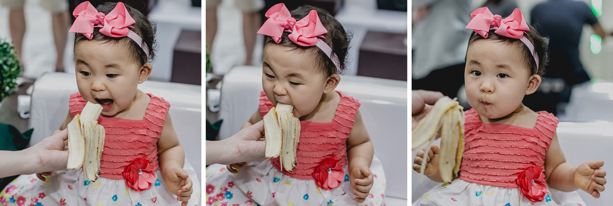 comendo banana no finalzinho da festa