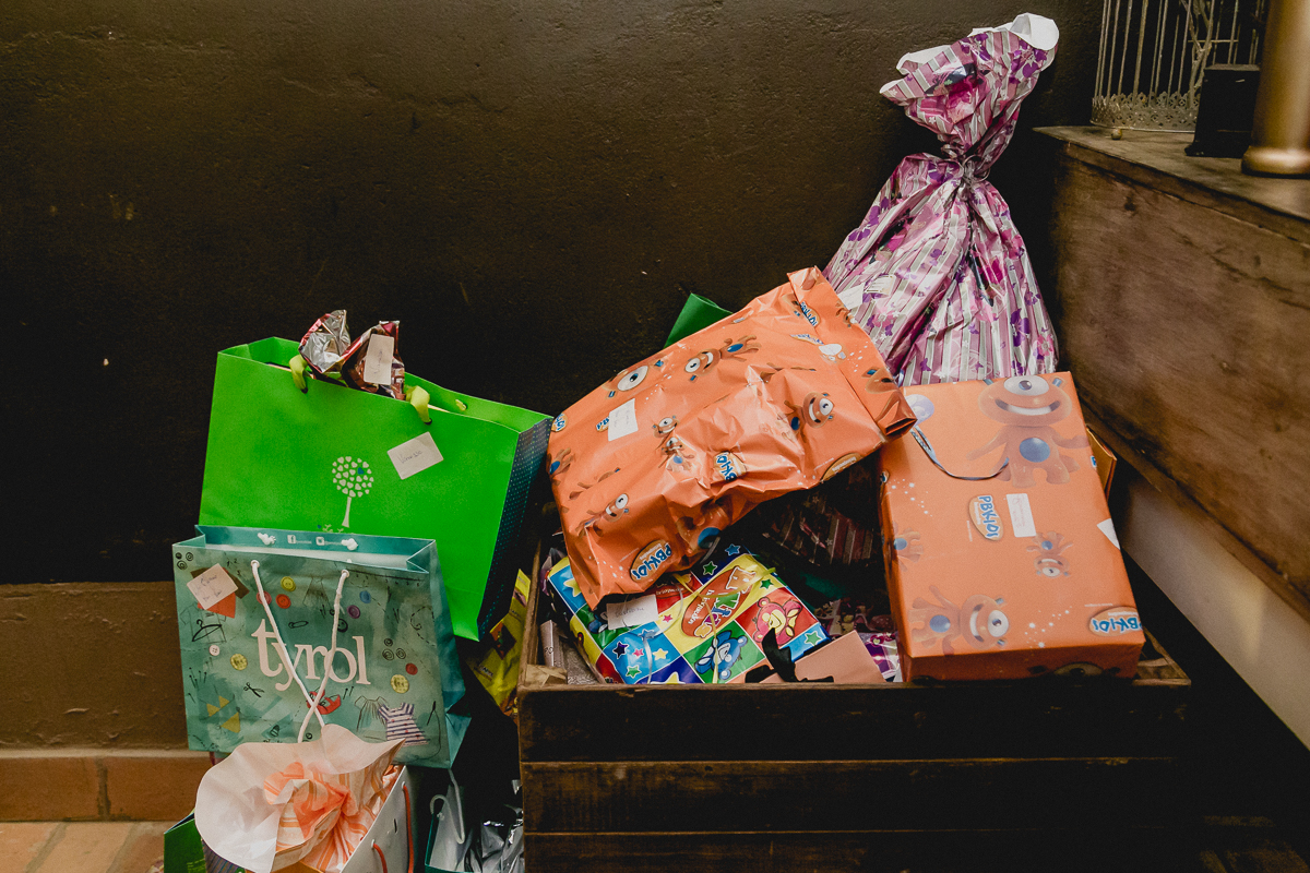 presentes que a lara ganhou