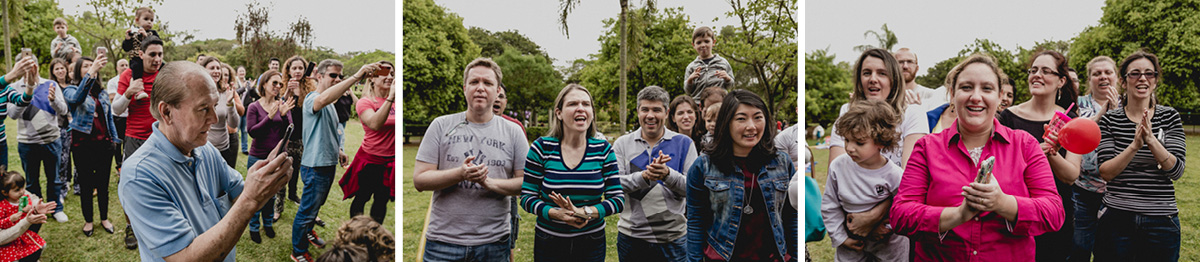 convidados batendo palmas na hora do parabens