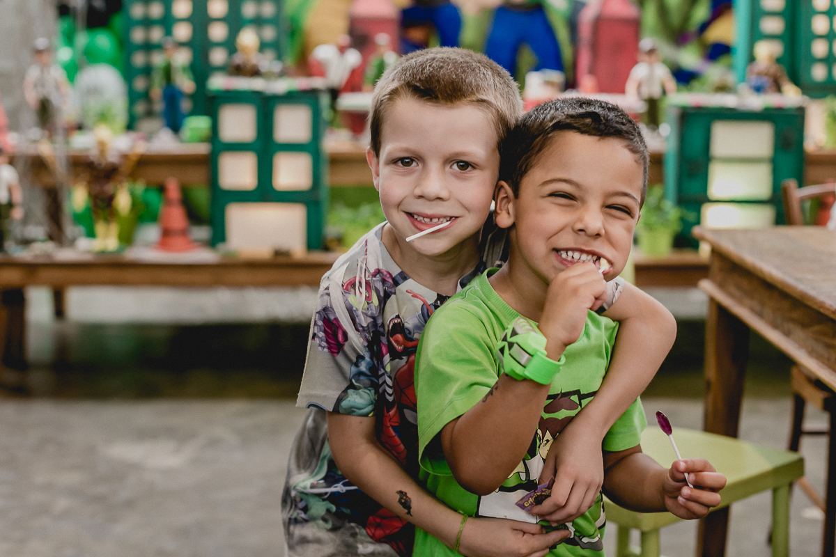 primo abrancando o diego