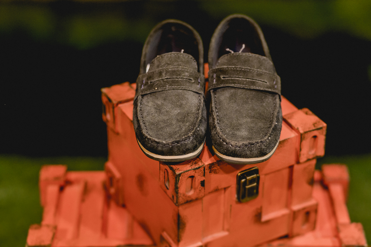 detalhes do sapato que o pedro usou na festa