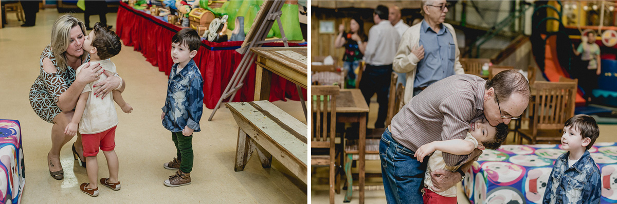 recebendo abraços dos convidados