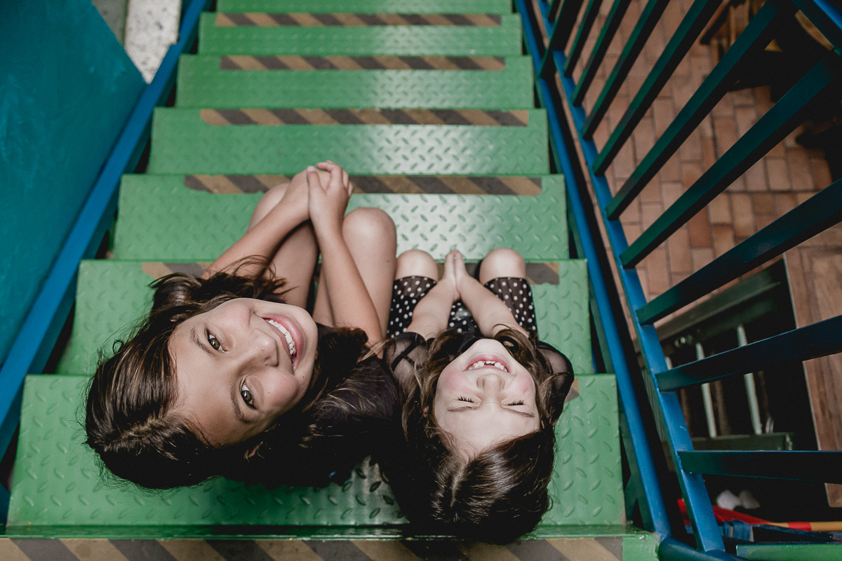 retrato das amiguinhas na ponte