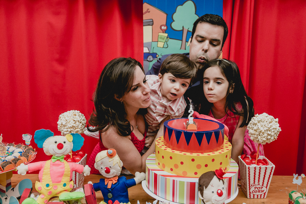 assomprando a vela de dois anos