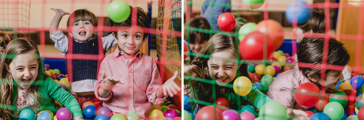 criancas jogando as bolinhas para o alto