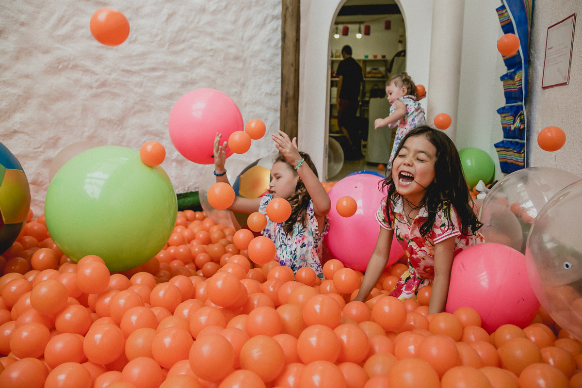 jogando as bolinhas para cima
