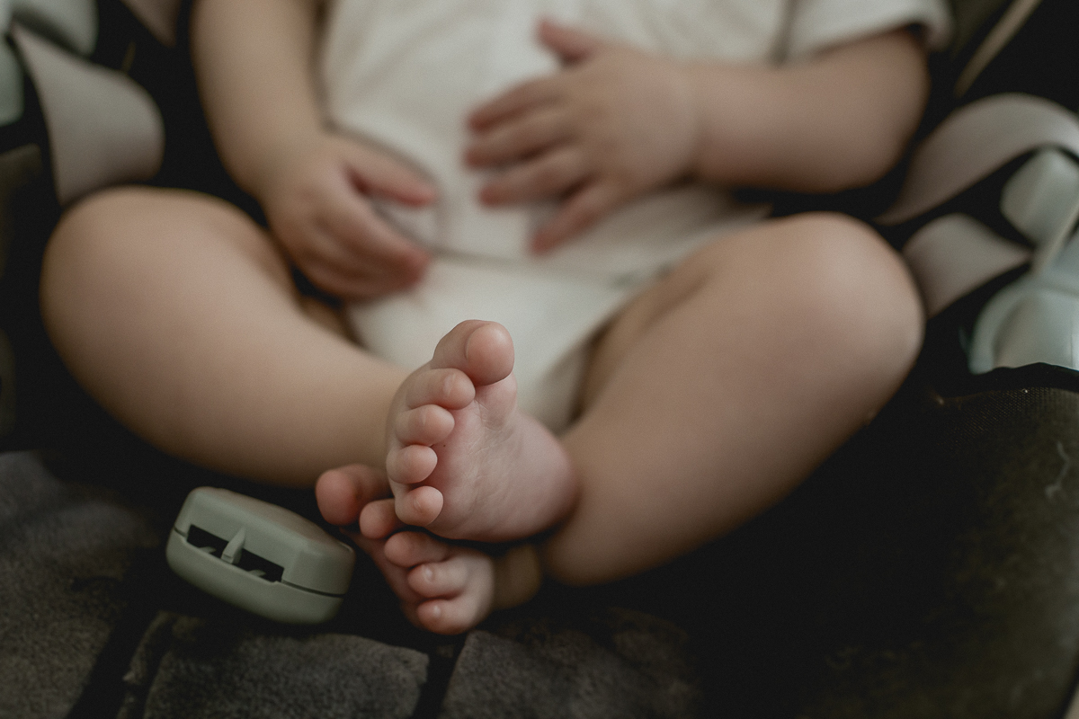 detalhes do pesinho do Theo