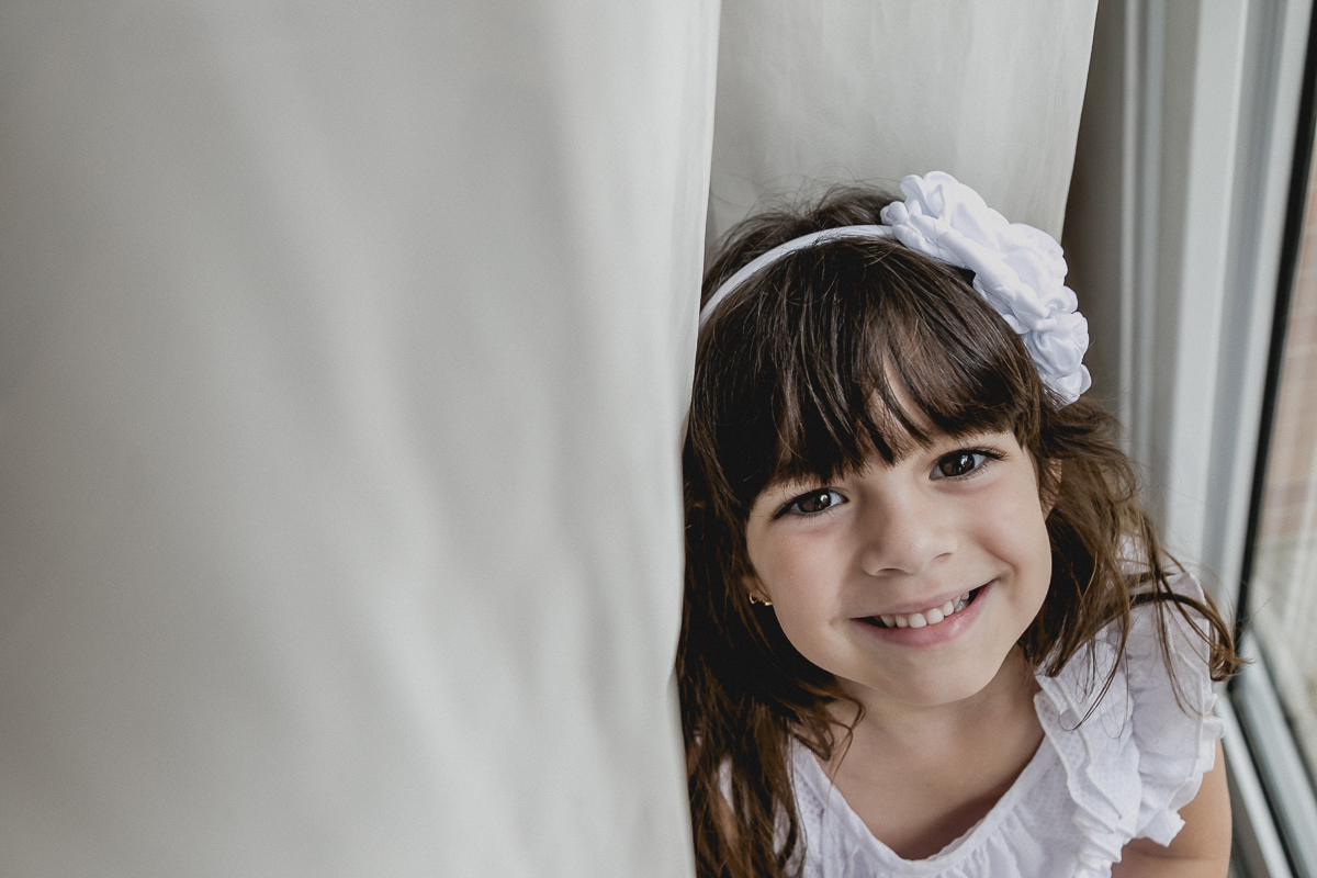 retrato da menina simpática