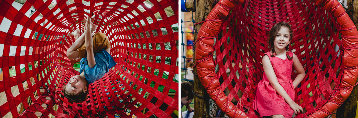 se divertindo com os amigos no tunel