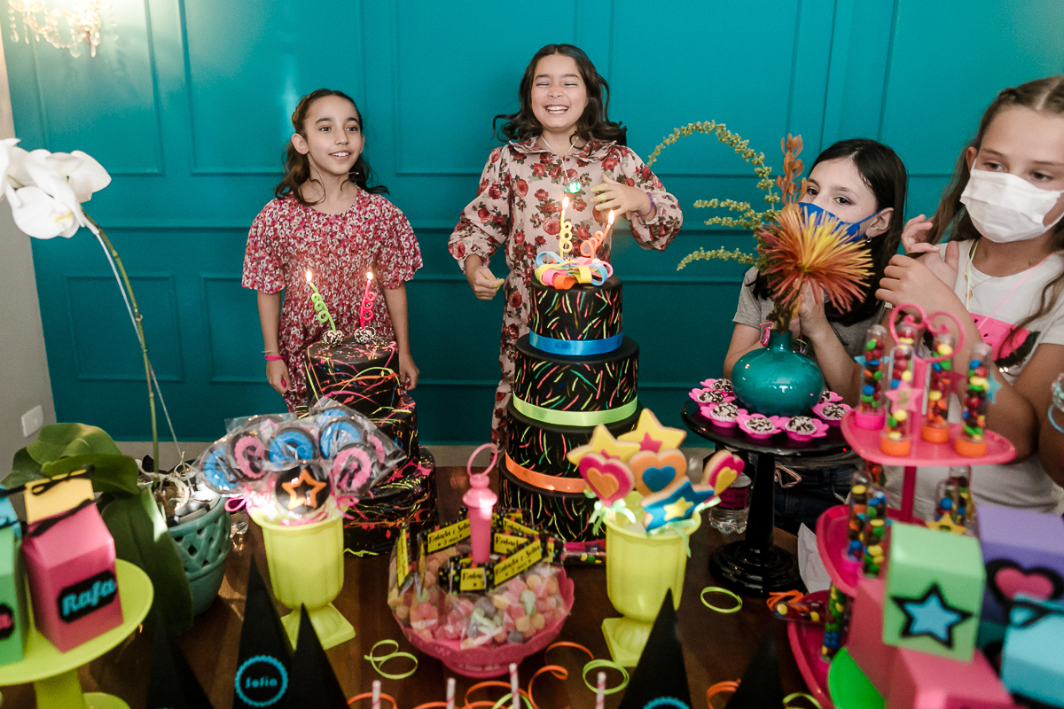 Rafaela e Sofia 9 anos no Ateliê Carol Arteira 