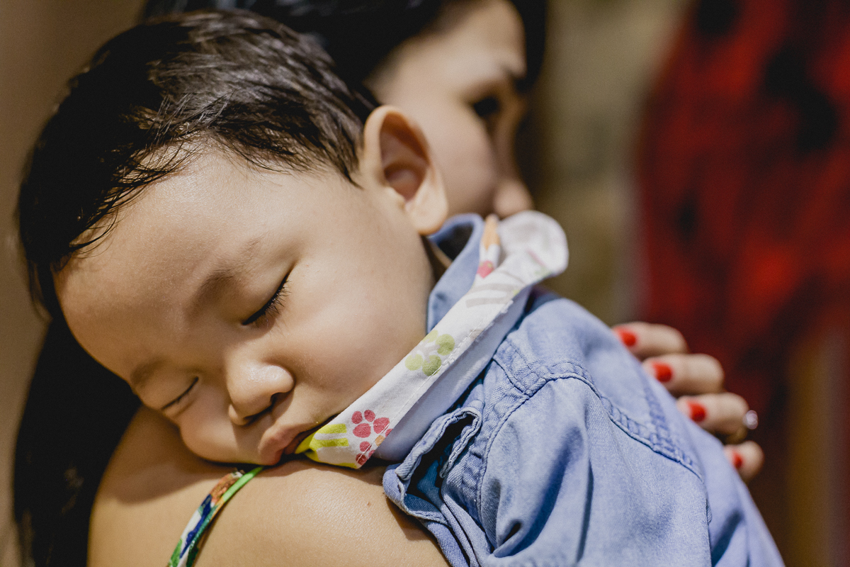 Caio dormindo no final da sua festa de 1 ano no Buffet Miniland