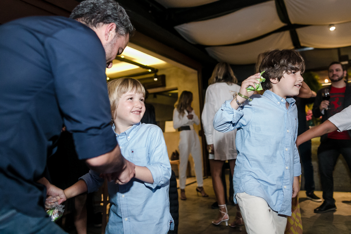 flavia e convidados curtindo sua festa de 41 anos no espaco casatua br jardim paulista sp