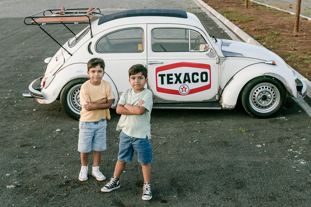 Ensaio família realizado no bloemen park em holambra sp