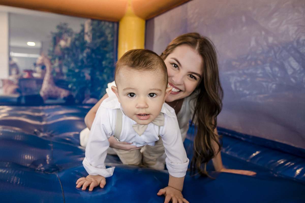 aniversário de 1 ano do gabriel no condominio da família