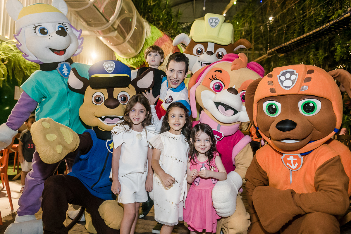 aniversario de 3 anos da catarina no espaço tragaluz vila olimpia sp