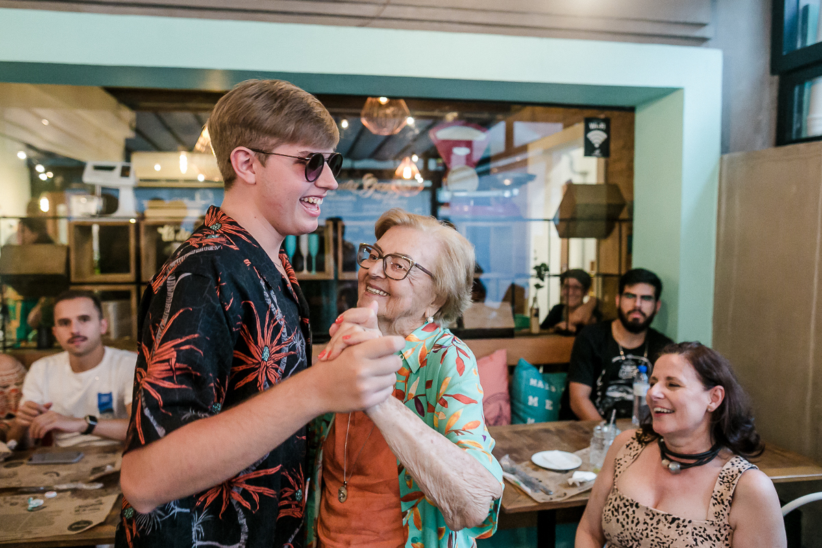 aniversário de 70 anos da Célia no gansô cozinha