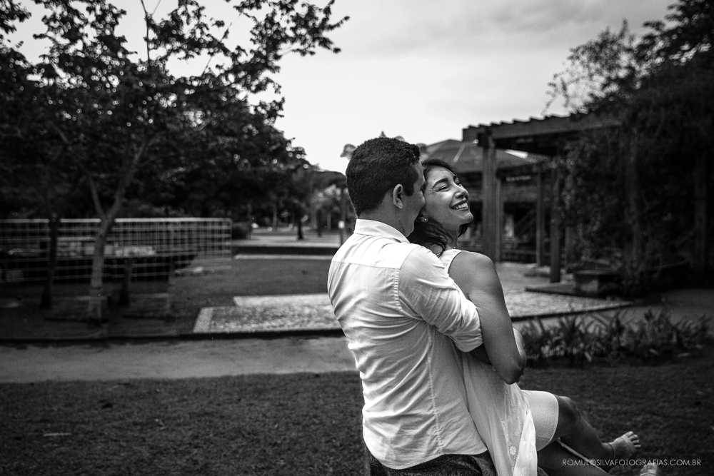 ensaio  pré casamento Anthony e Aline com fotos românticas e expontâneas