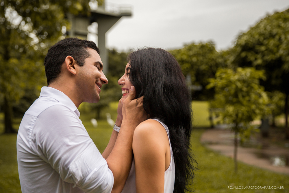 ensaio  pré casamento Anthony e Aline com fotos românticas e expontâneas