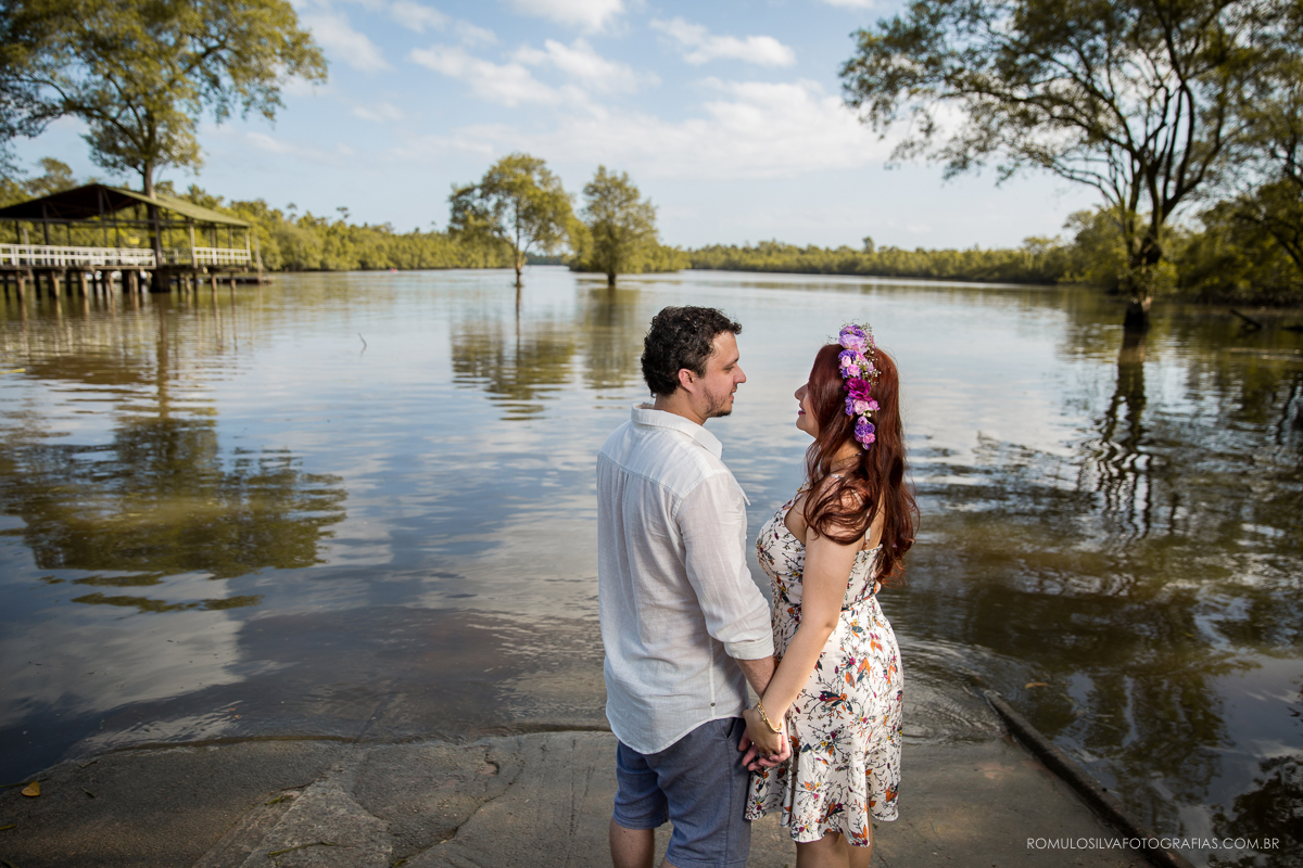 fotos criativas de ensaio pré casamento na marina
