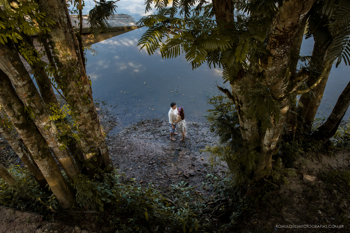 fotos criativas de ensaio pré casamento na marina