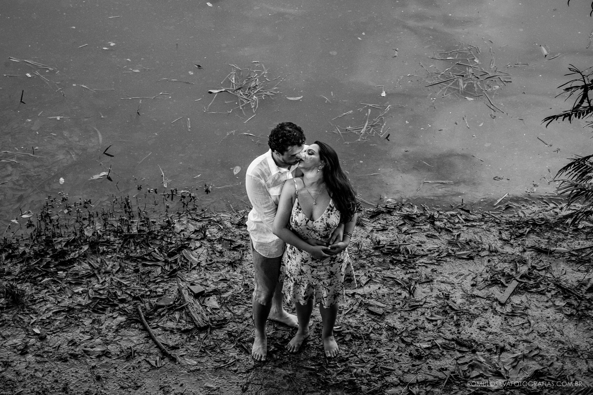 fotos criativas de ensaio pré casamento na marina